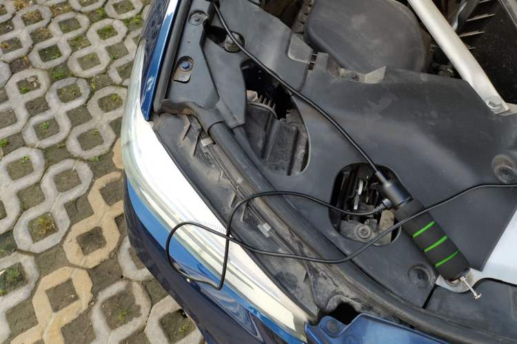 Used BMW X3 2019 xDrive28i M Sport Package Engine Bay Right