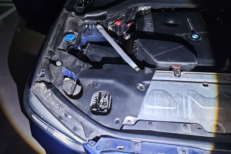 Used BMW X3 2019 xDrive28i Luxury Package Engine Bay Right