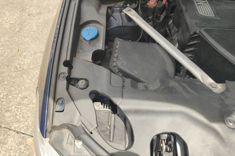 Used BMW X3 2019 xDrive25i M Sport Package Engine Bay Right