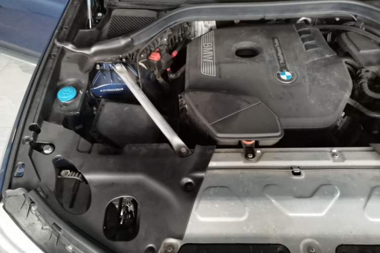 Used BMW X3 2019 xDrive28i Luxury Package Engine Bay Right