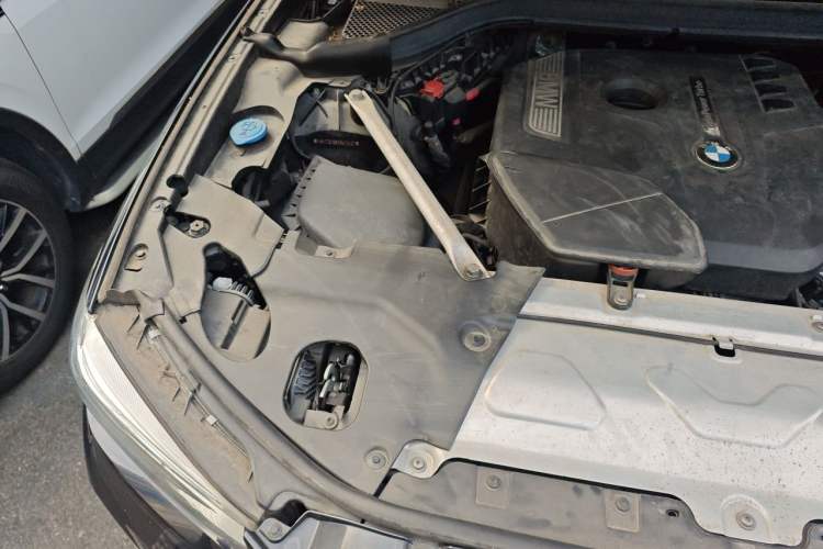 Used BMW X3 2019 xDrive28i M Sport Package Engine Bay Right