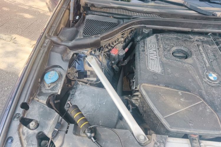Used BMW X3 2019 xDrive28i M Sport Package Engine Bay Right