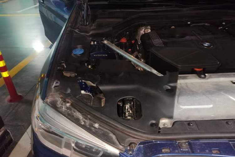 Used BMW X3 2019 xDrive28i M Sport Package Engine Bay Right