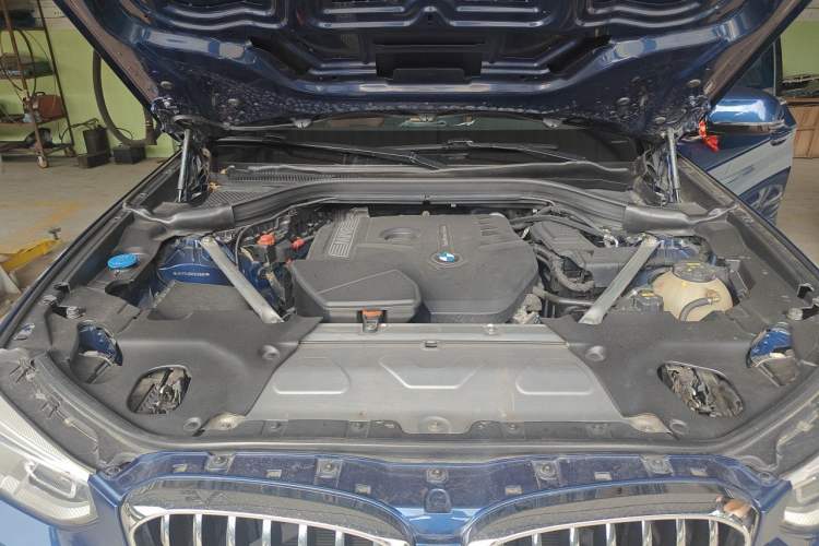 Used BMW X3 2019 xDrive25i Luxury Package Engine Bay