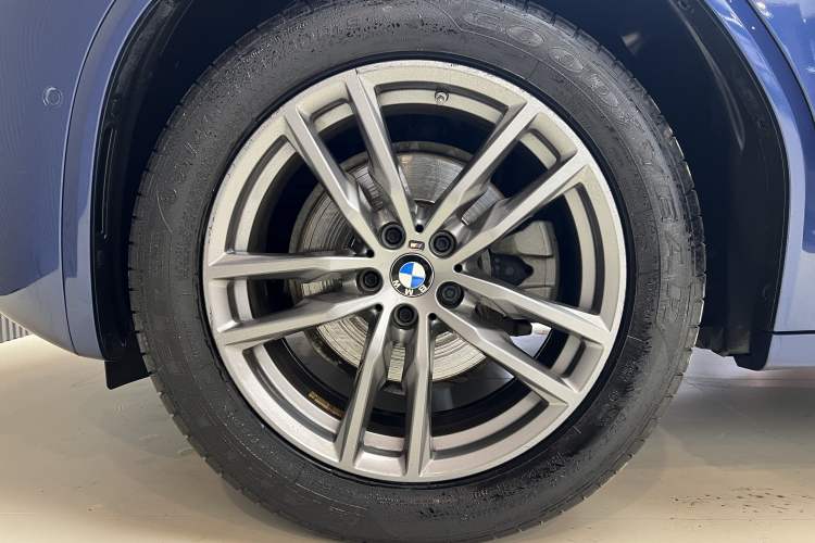 Used BMW X3 2019 xDrive25i M Sport Package Exterior 2