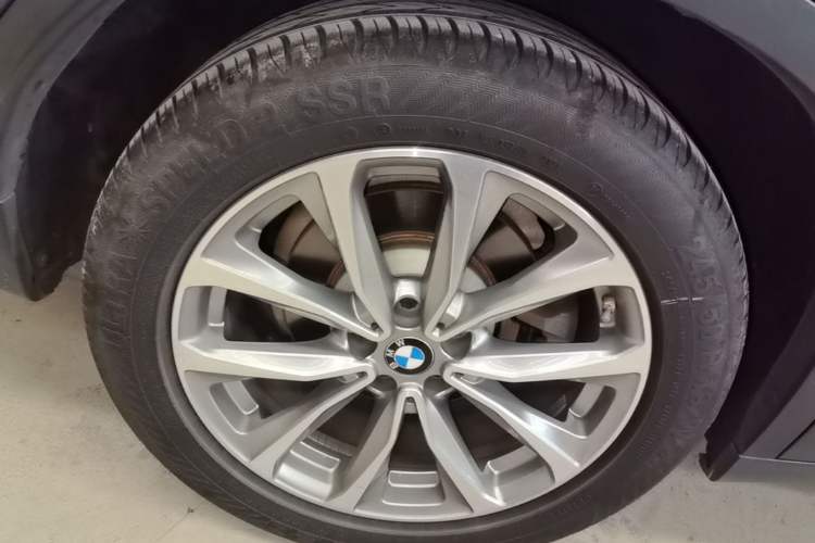 Used BMW X3 2019 xDrive25i Luxury Package Exterior 3