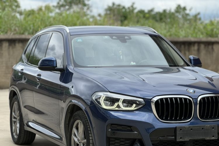 Used BMW X3 2019 xDrive25i M Sport Package Exterior 3