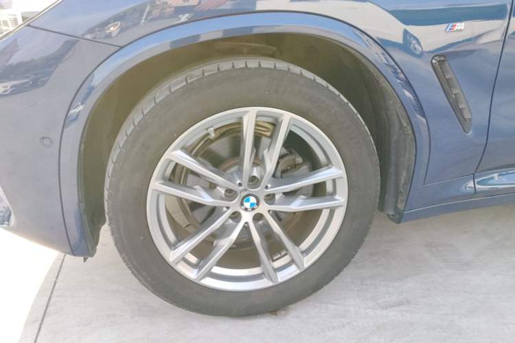 Used BMW X3 2019 xDrive25i M Sport Package Exterior 4