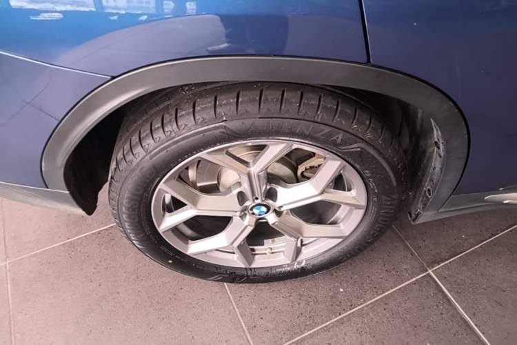 Used BMW X3 2019 xDrive28i Luxury Package Exterior 5