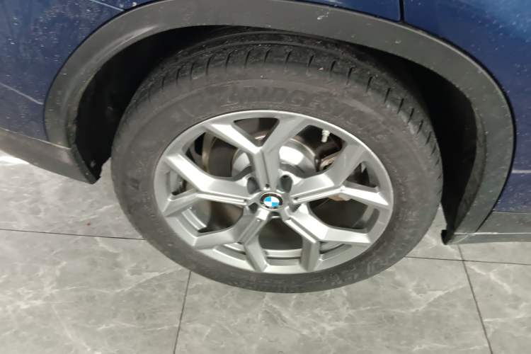 Used BMW X3 2019 xDrive28i Luxury Package Exterior 5