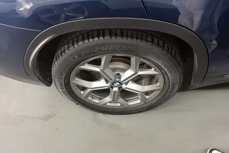 Used BMW X3 2019 xDrive28i Luxury Package Exterior 5