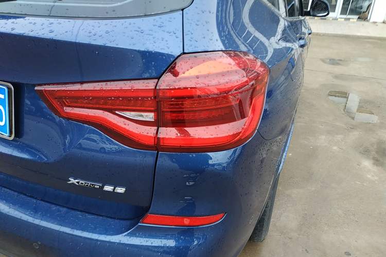 Used BMW X3 2019 xDrive28i M Sport Package Exterior 6