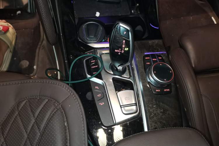 Used BMW X3 2019 xDrive30i Leading Model M Sport Package Gear Lever