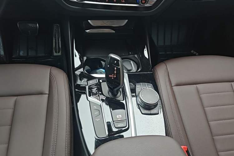 Used BMW X3 2019 xDrive25i M Sport Package Gear Lever