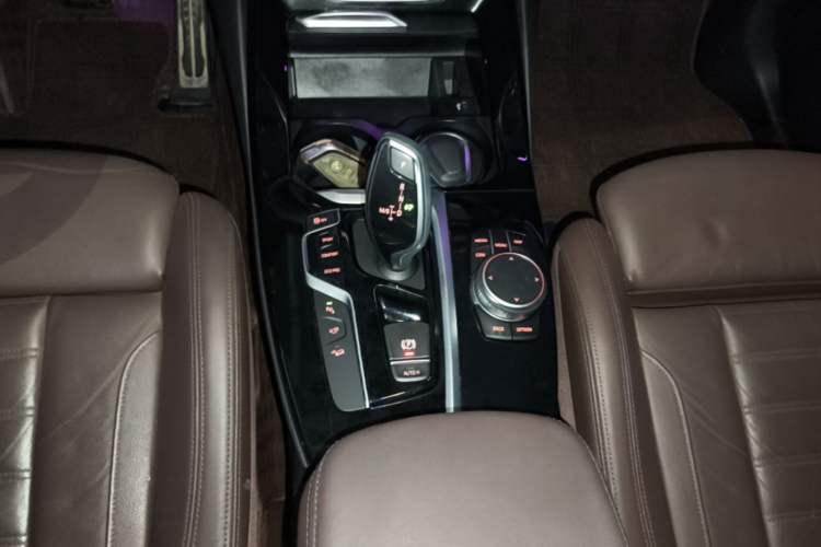 Used BMW X3 2019 xDrive28i M Sport Package Gear Lever