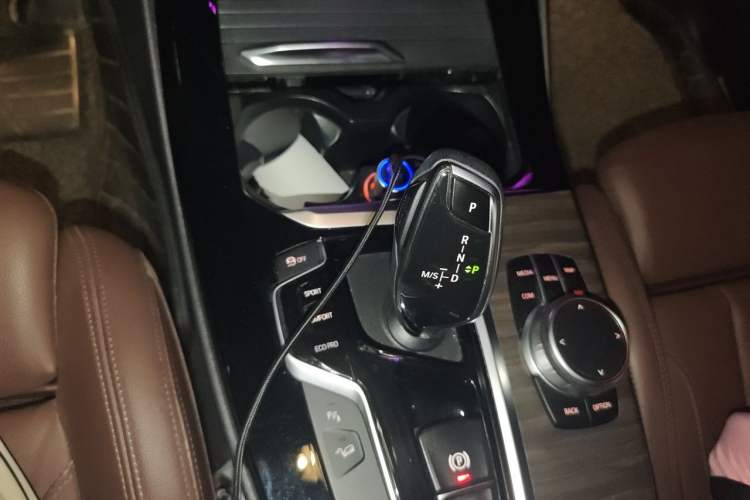 Used BMW X3 2019 xDrive28i Luxury Package Gear Lever