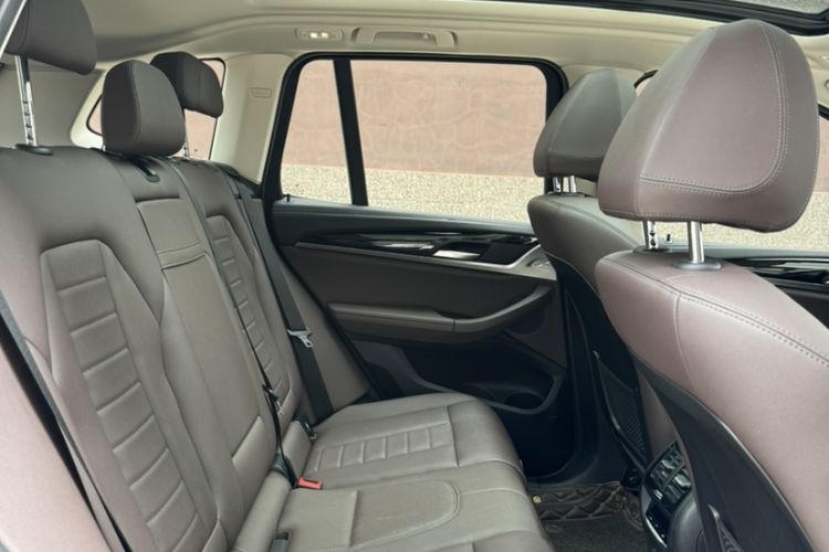 Used BMW X3 2019 xDrive25i M Sport Package Interior 2