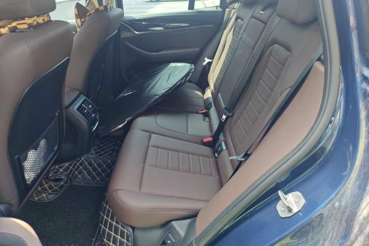 Used BMW X3 2019 xDrive25i M Sport Package Interior 4