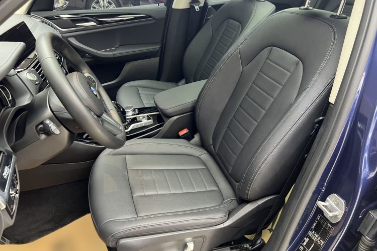 Used BMW X3 2019 xDrive25i M Sport Package Interior 6