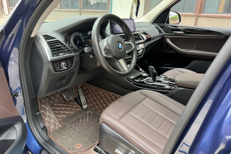 Used BMW X3 2019 xDrive25i M Sport Package Interior 7