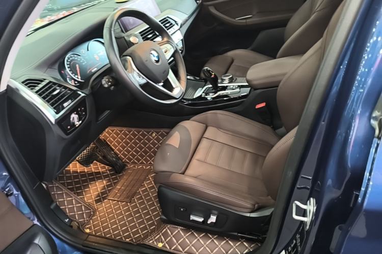 Used BMW X3 2019 xDrive28i Luxury Package Left Front Seat