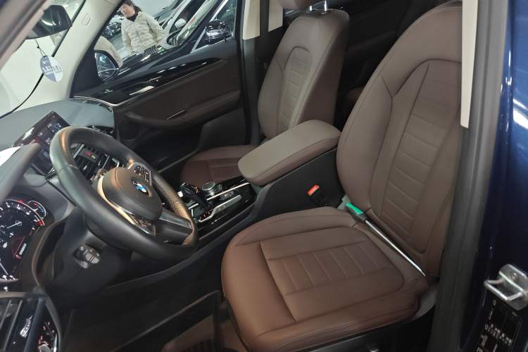 Used BMW X3 2019 xDrive25i M Sport Package Left Front Seat