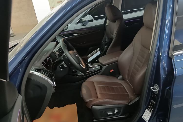 Used BMW X3 2019 xDrive28i Luxury Package Left Front Seat