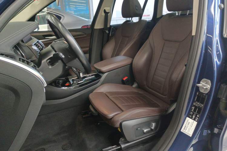 Used BMW X3 2019 xDrive28i Luxury Package Left Front Seat