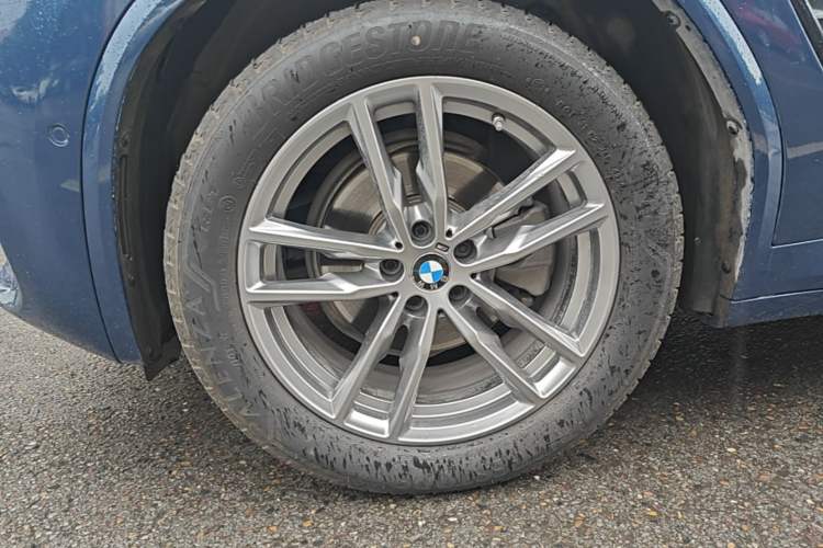 Used BMW X3 2019 xDrive25i M Sport Package Left Front Wheel Hub