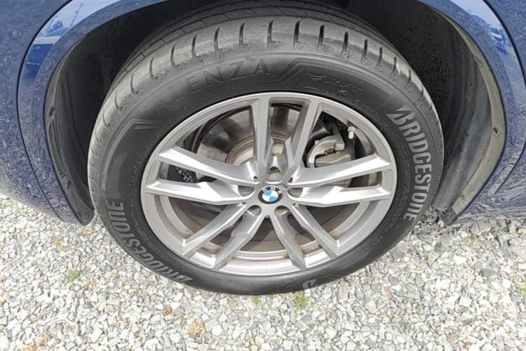 Used BMW X3 2019 xDrive25i M Sport Package Left Front Wheel Hub