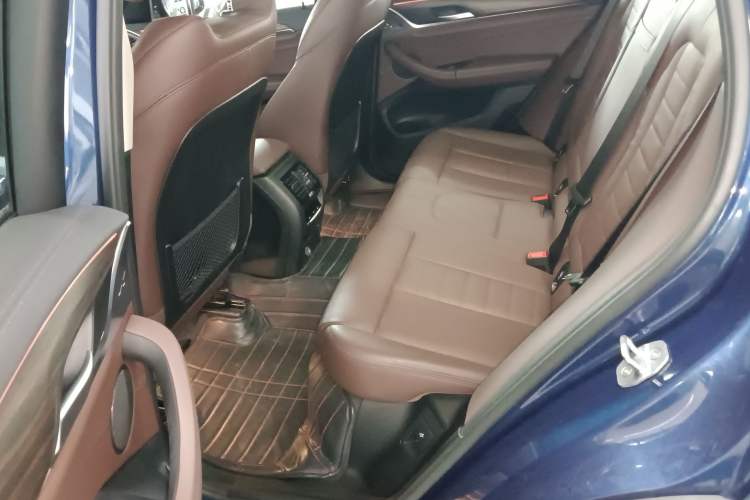 Used BMW X3 2019 xDrive28i Luxury Package Left Rear Seat