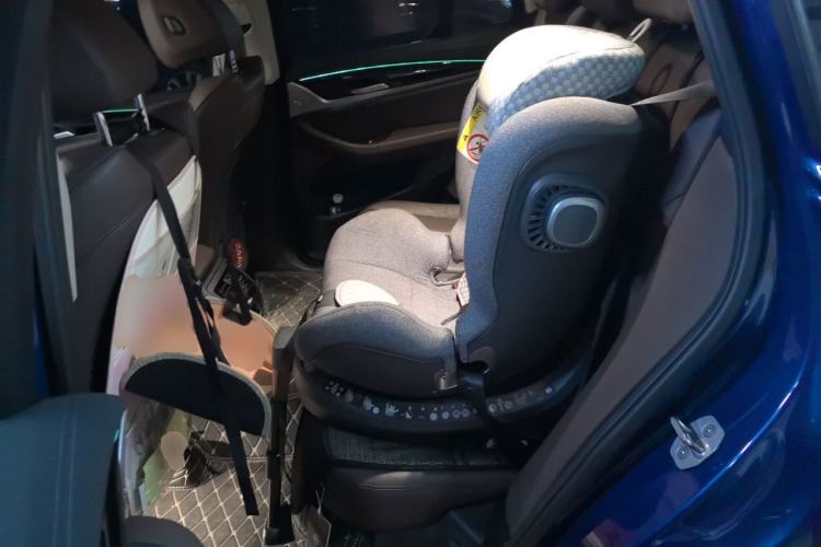 Used BMW X3 2019 xDrive28i M Sport Package Left Rear Seat