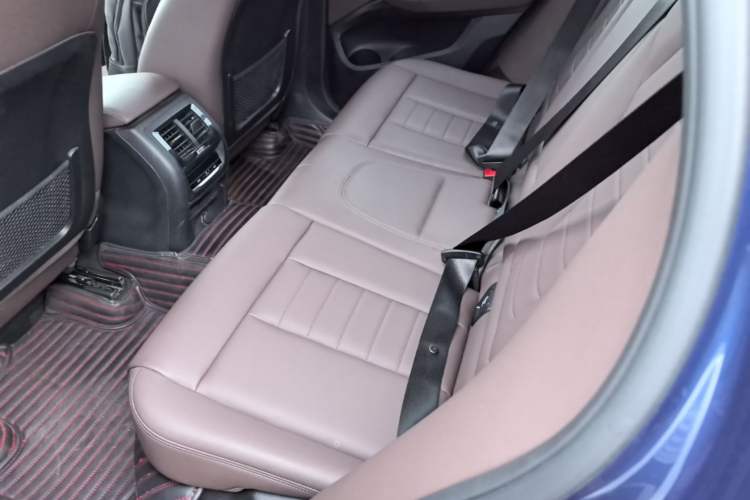 Used BMW X3 2019 xDrive25i M Sport Package Left Rear Seat