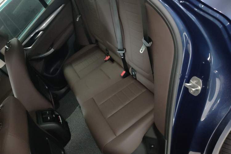 Used BMW X3 2019 xDrive25i M Sport Package Left Rear Seat
