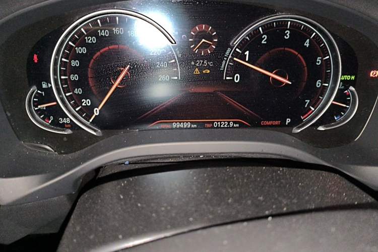 Used BMW X3 2019 xDrive28i M Sport Package Odometer Close Up