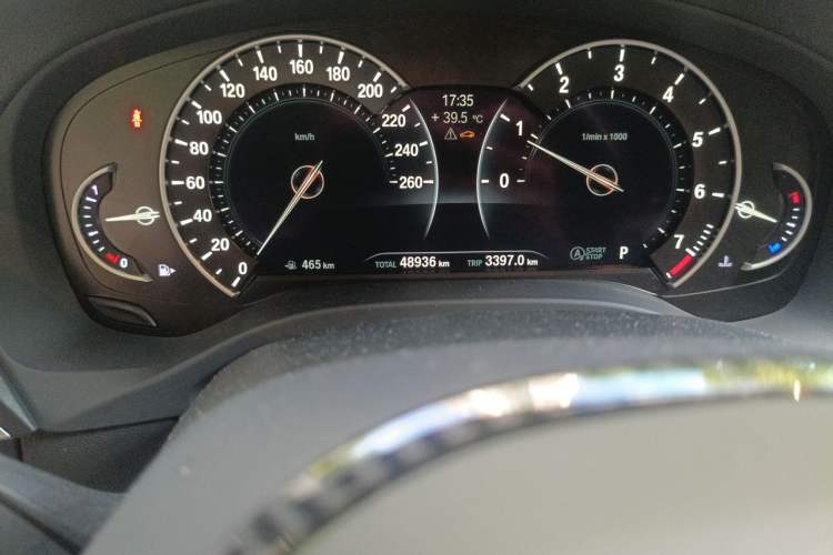 Used BMW X3 2019 xDrive25i M Sport Package Odometer Close Up