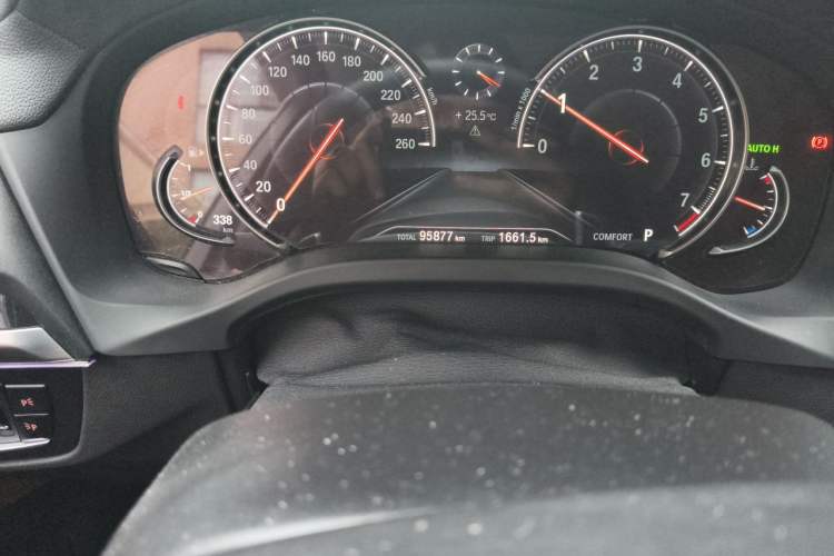 Used BMW X3 2019 xDrive28i M Sport Package Odometer Close Up
