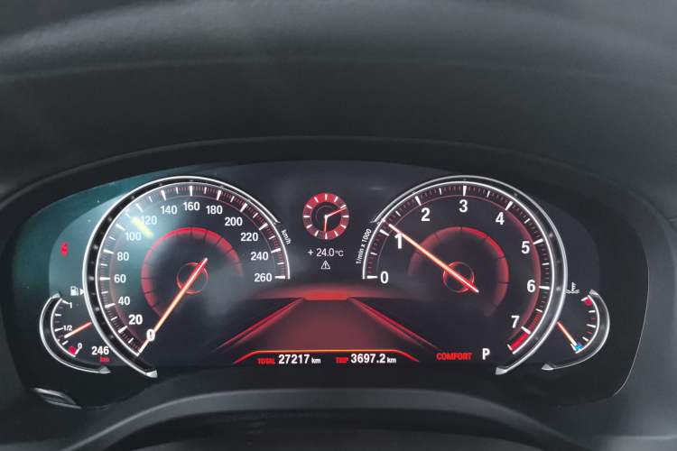 Used BMW X3 2019 xDrive28i M Sport Package Odometer Close Up