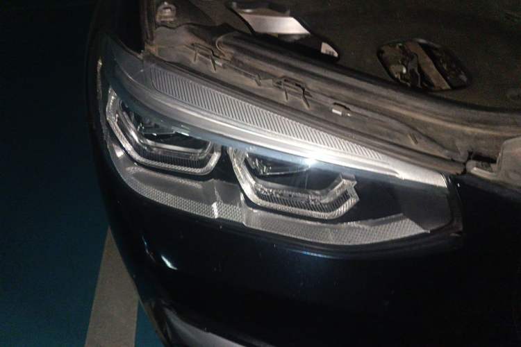 Used BMW X3 2019 xDrive25i Luxury Package Right Front Headlight