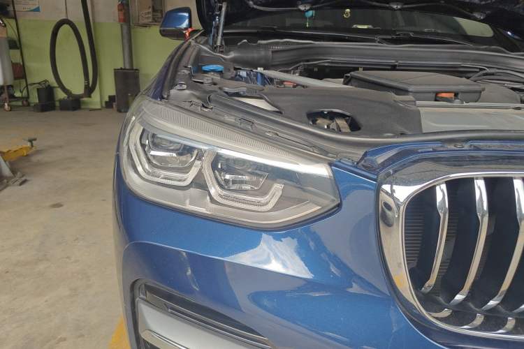 Used BMW X3 2019 xDrive25i Luxury Package Right Front Headlight
