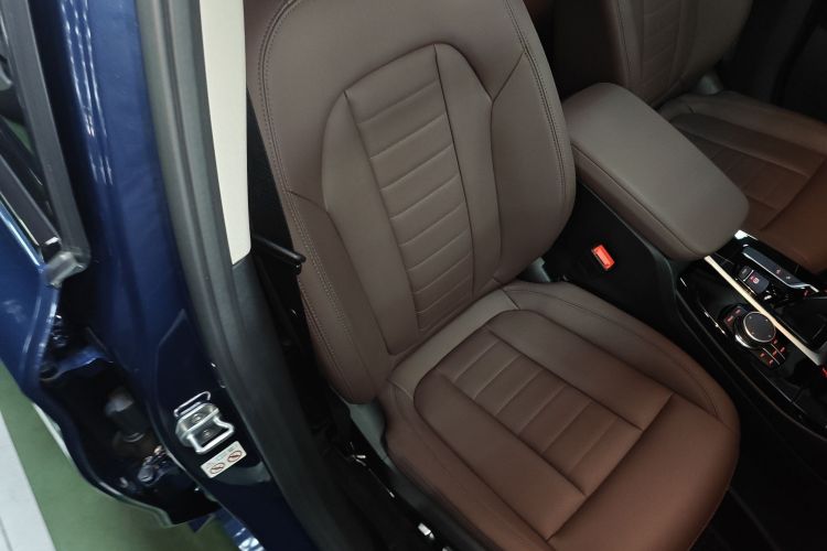 Used BMW X3 2019 xDrive25i M Sport Package Right Front Seat