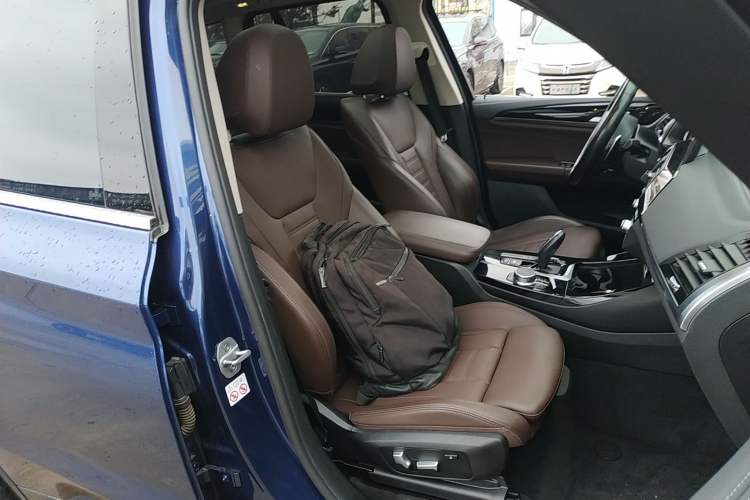 Used BMW X3 2019 xDrive28i M Sport Package Right Front Seat