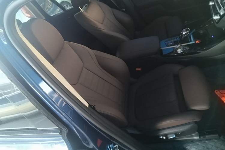 Used BMW X3 2019 xDrive28i M Sport Package Right Front Seat