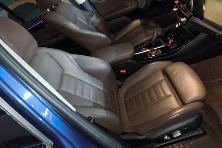 Used BMW X3 2019 xDrive28i M Sport Package Right Front Seat