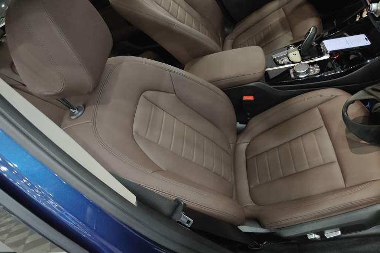 Used BMW X3 2019 xDrive25i M Sport Package Right Front Seat