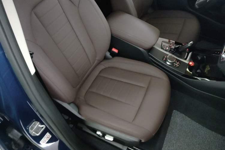 Used BMW X3 2019 xDrive25i M Sport Package Right Front Seat