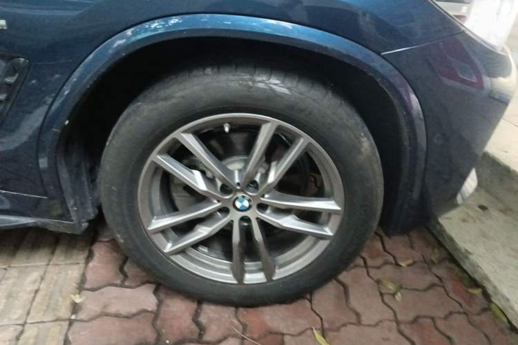 Used BMW X3 2019 xDrive28i M Sport Package Right Front Wheel Hub