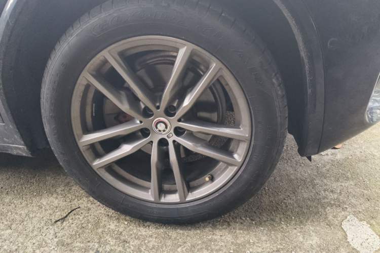 Used BMW X3 2019 xDrive28i M Sport Package Right Front Wheel Hub