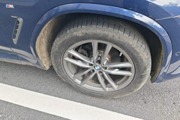 Used BMW X3 2019 xDrive28i M Sport Package Right Front Wheel Hub