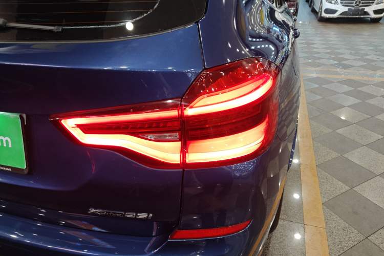 Used BMW X3 2019 xDrive25i M Sport Package Right Rear Taillight